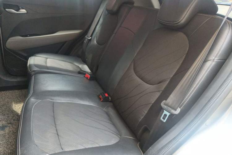 Used Baojun 510 2017 1.5L Manual Fashion Model Left Rear Seat