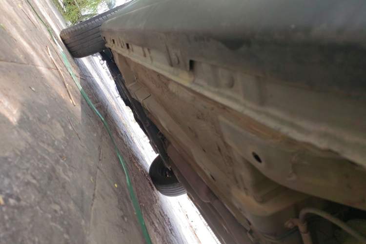 Used Baojun 510 2017 1.5L manual Comfort trim Left Side Sill
