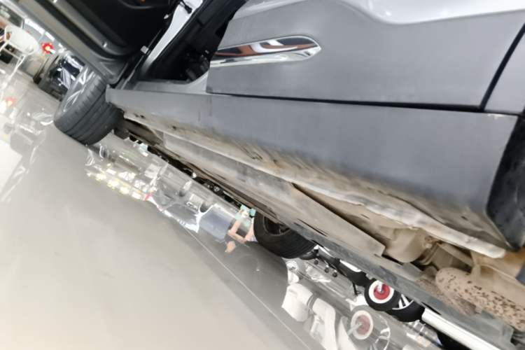 Used Baojun 510 2017 1.5L Automatic Luxury Model Left Side Sill
