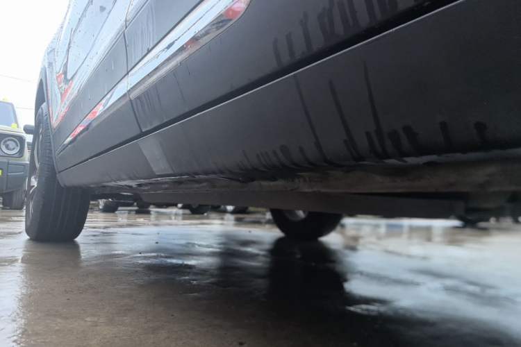 Used Baojun 510 2017 1.5L Manual Luxury Model Left Side Sill