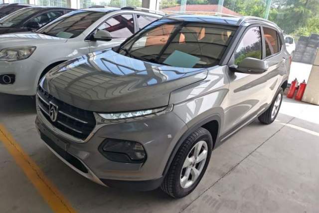Used Baojun 510 2017 1.5L Automatic Fashion Model