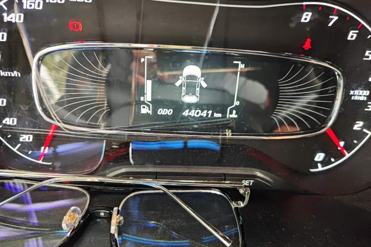 Used Baojun 510 2017 1.5L Manual Luxury Model Odometer Close Up