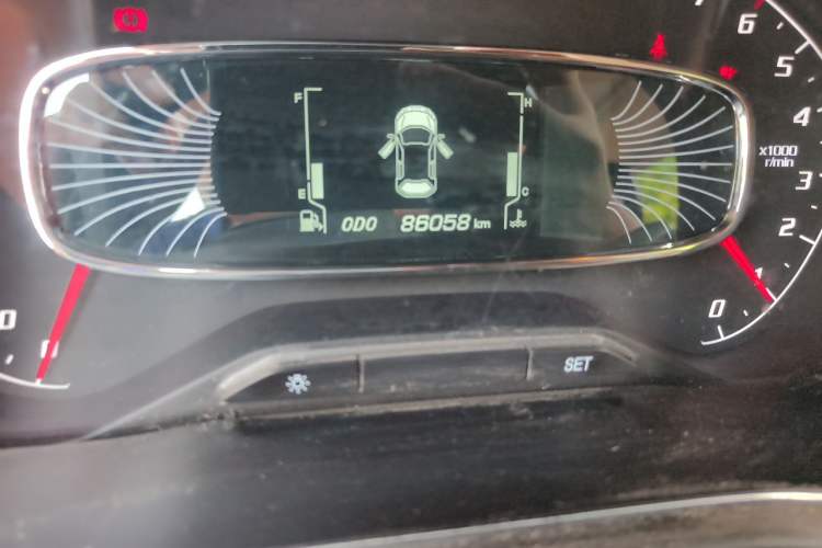 Used Baojun 510 2017 1.5L Manual Luxury Model Odometer Close Up