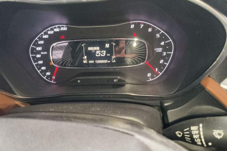 Used Baojun 510 2017 1.5L Automatic Luxury Model Odometer Close Up