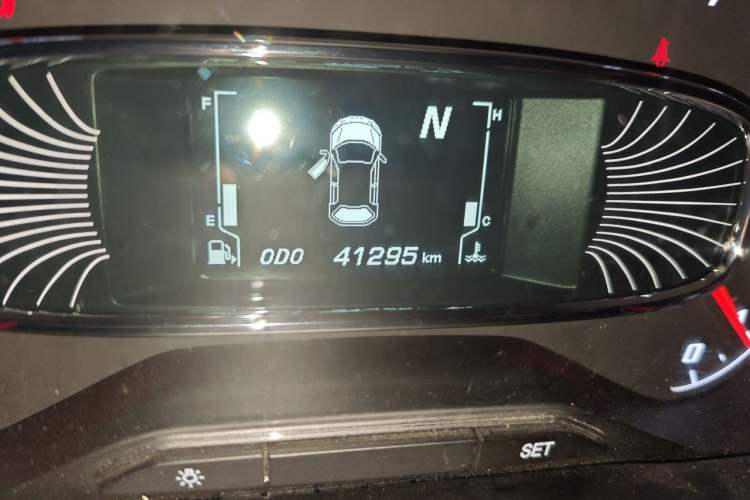 Used Baojun 510 2017 1.5L Automatic Luxury Model Odometer Close Up