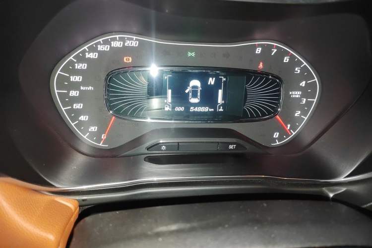 Used Baojun 510 2017 1.5L Automatic Luxury Model Odometer Close Up