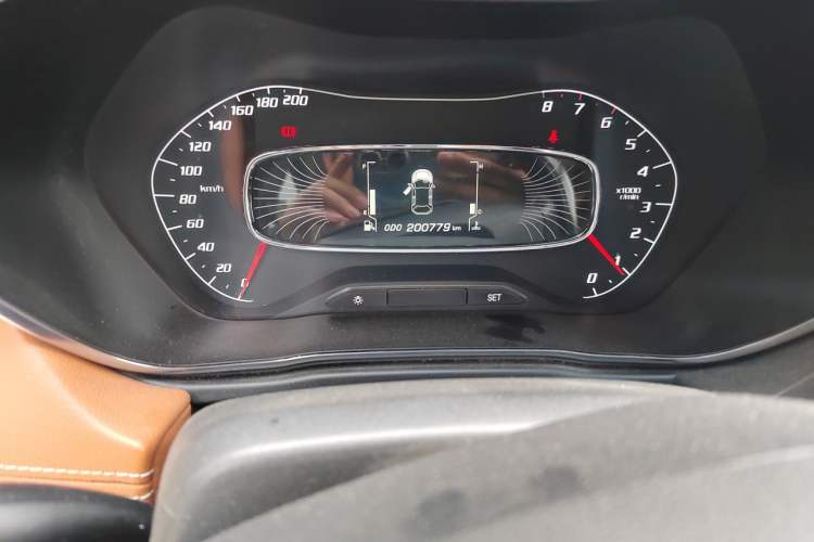 Used Baojun 510 2017 1.5L Manual Luxury Model Odometer Close Up