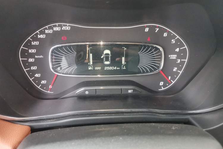 Used Baojun 510 2017 1.5L Manual Luxury Model Odometer Close Up