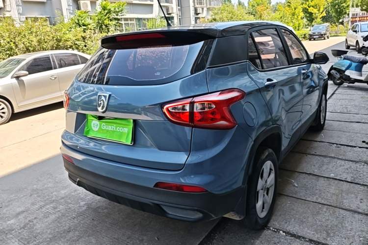Used Baojun 510 2017 1.5L manual Comfort trim Rear Right 45 Deg