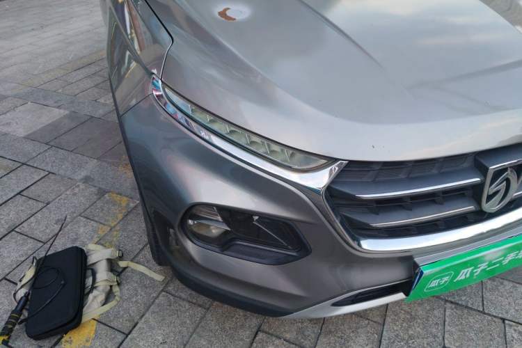 Used Baojun 510 2017 1.5L Automatic Luxury Model Right Front Headlight