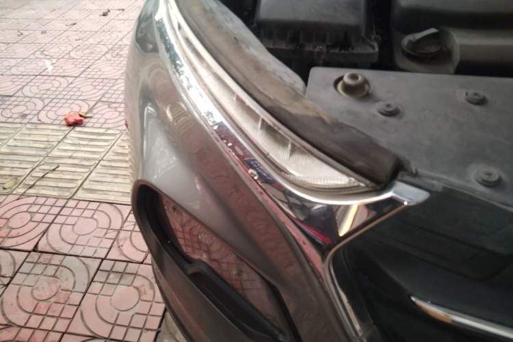 Used Baojun 510 2017 1.5L Automatic Luxury Model Right Front Headlight