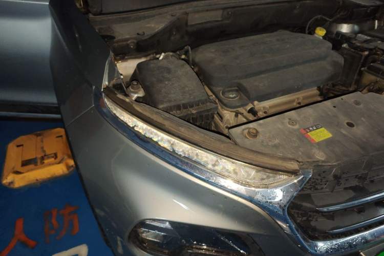 Used Baojun 510 2017 1.5L Automatic Luxury Model Right Front Headlight