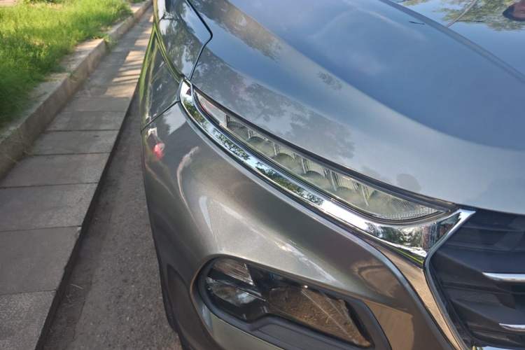 Used Baojun 510 2017 1.5L Automatic Luxury Model Right Front Headlight