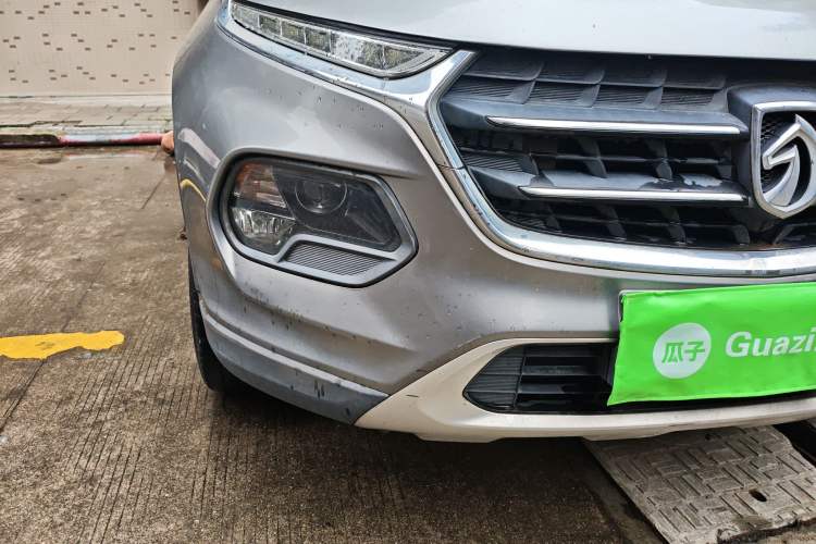 Used Baojun 510 2017 1.5L Manual Fashion Model Right Front Headlight