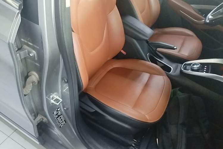 Used Baojun 510 2017 1.5L Automatic Luxury Model Right Front Seat