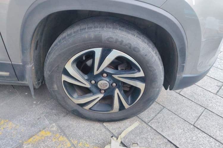 Used Baojun 510 2017 1.5L Automatic Luxury Model Right Front Wheel Hub
