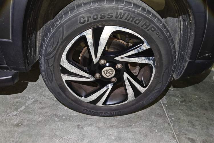Used Baojun 510 2017 1.5L manual Comfort trim Right Front Wheel Hub