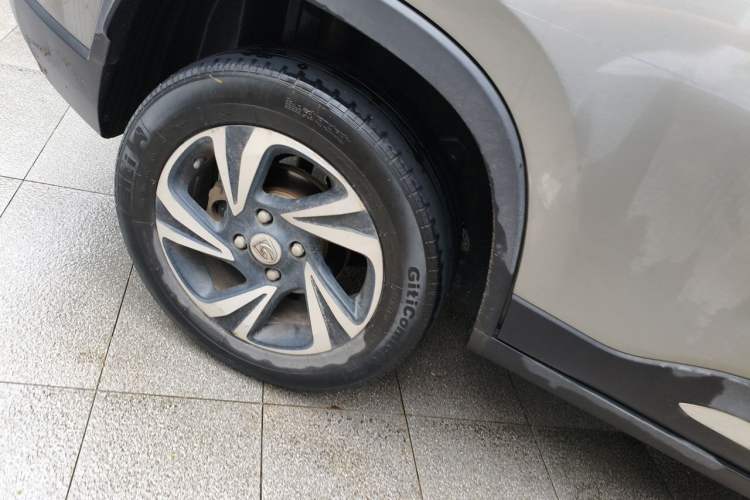 Used Baojun 510 2017 1.5L Manual Luxury Model Right Front Wheel Hub
