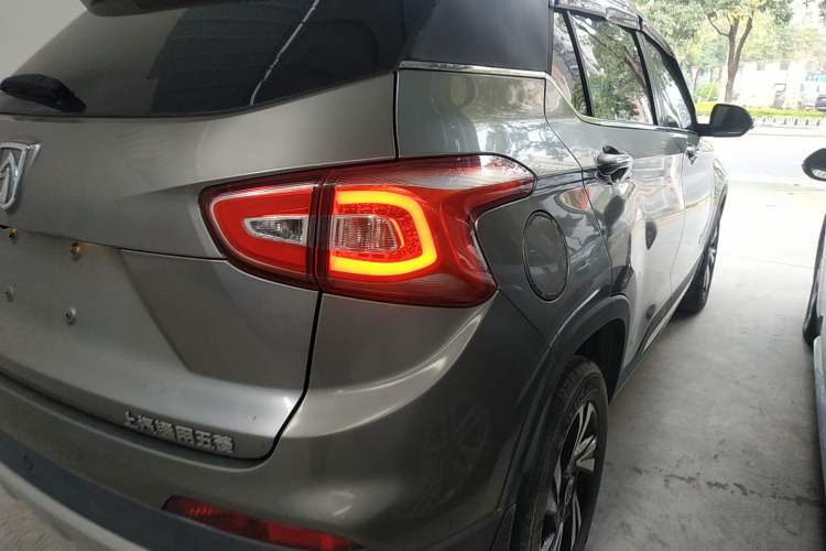 Used Baojun 510 2017 1.5L Automatic Luxury Model Right Rear Taillight