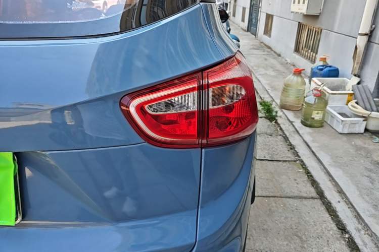 Used Baojun 510 2017 1.5L manual Comfort trim Right Rear Taillight
