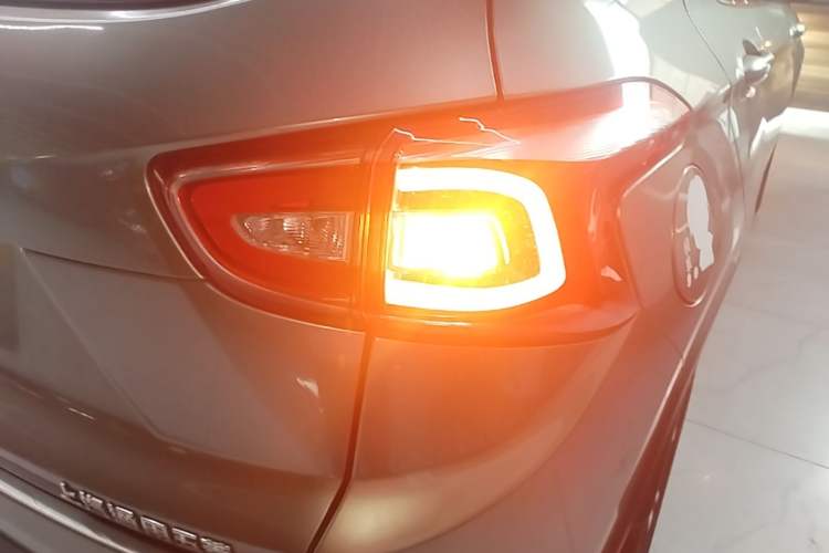 Used Baojun 510 2017 1.5L Automatic Luxury Model Right Rear Taillight