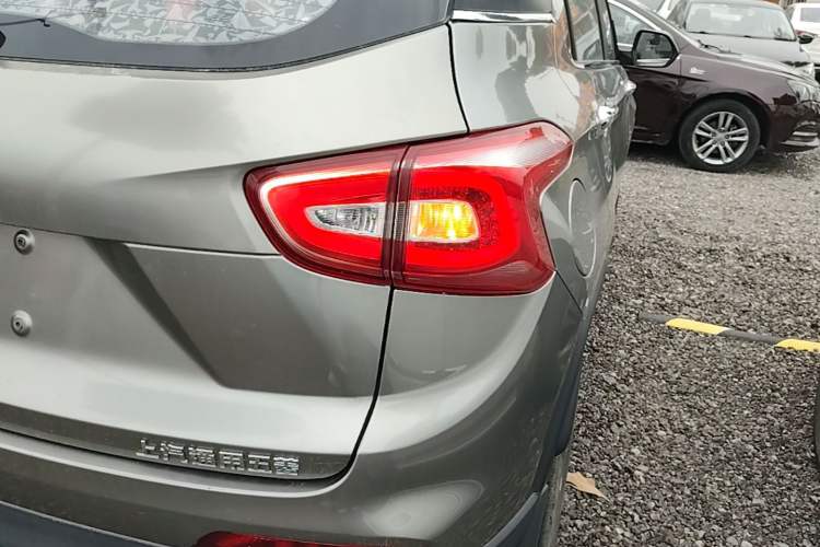 Used Baojun 510 2017 1.5L Manual Fashion Model Right Rear Taillight