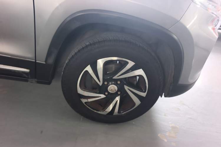 Used Baojun 510 2017 1.5L Manual Luxury Model Right Rear Wheel Hub