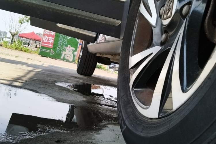 Used Baojun 510 2017 1.5L Manual Luxury Model Right Side Sill