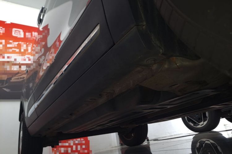Used Baojun 510 2017 1.5L Automatic Fashion Model Right Side Sill