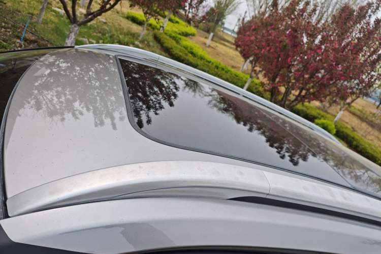 Used Baojun 510 2017 1.5L Automatic Luxury Model Roof