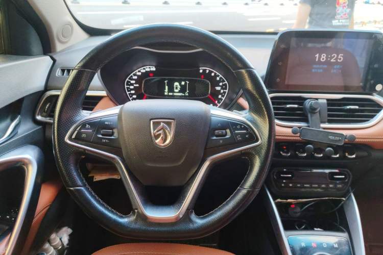 Used Baojun 510 2017 1.5L Automatic Luxury Model Steering Wheel