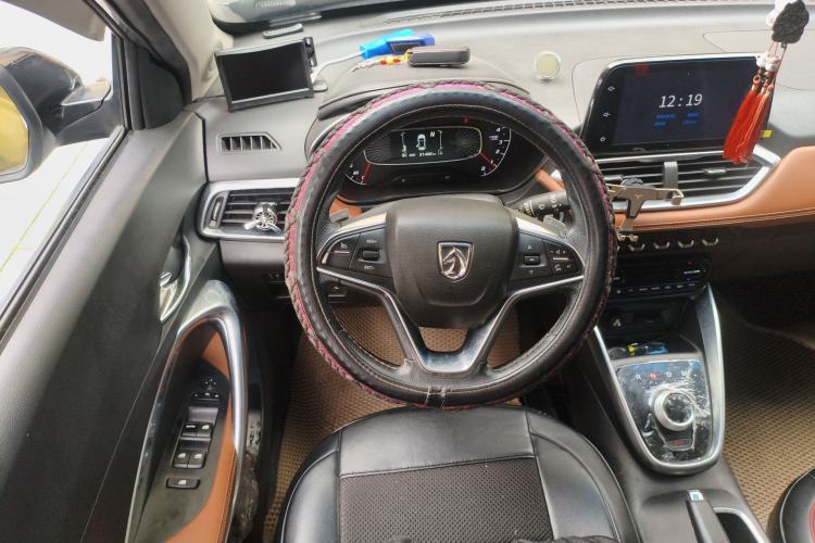 Used Baojun 510 2017 1.5L Automatic Luxury Model Steering Wheel