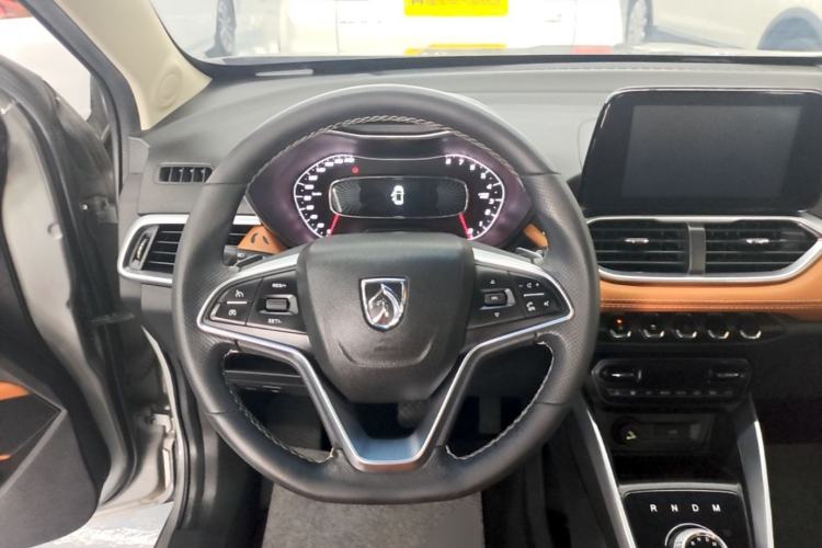 Used Baojun 510 2017 1.5L Automatic Luxury Model Steering Wheel