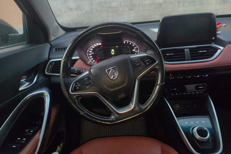 Used Baojun 510 2017 1.5L Automatic Luxury Model Steering Wheel