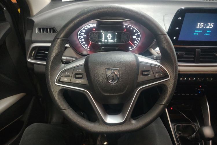 Used Baojun 510 2017 1.5L Manual Fashion Model Steering Wheel