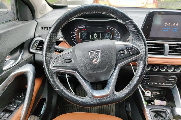 Used Baojun 510 2017 1.5L Manual Luxury Model Steering Wheel