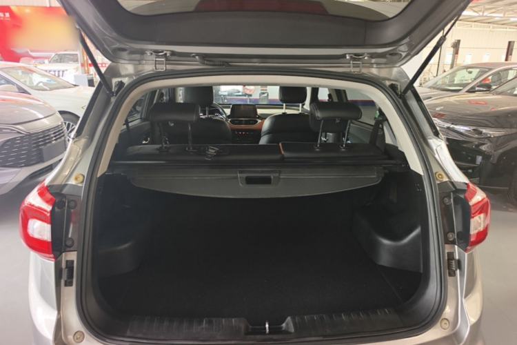 Used Baojun 510 2017 1.5L Manual Luxury Model Trunk