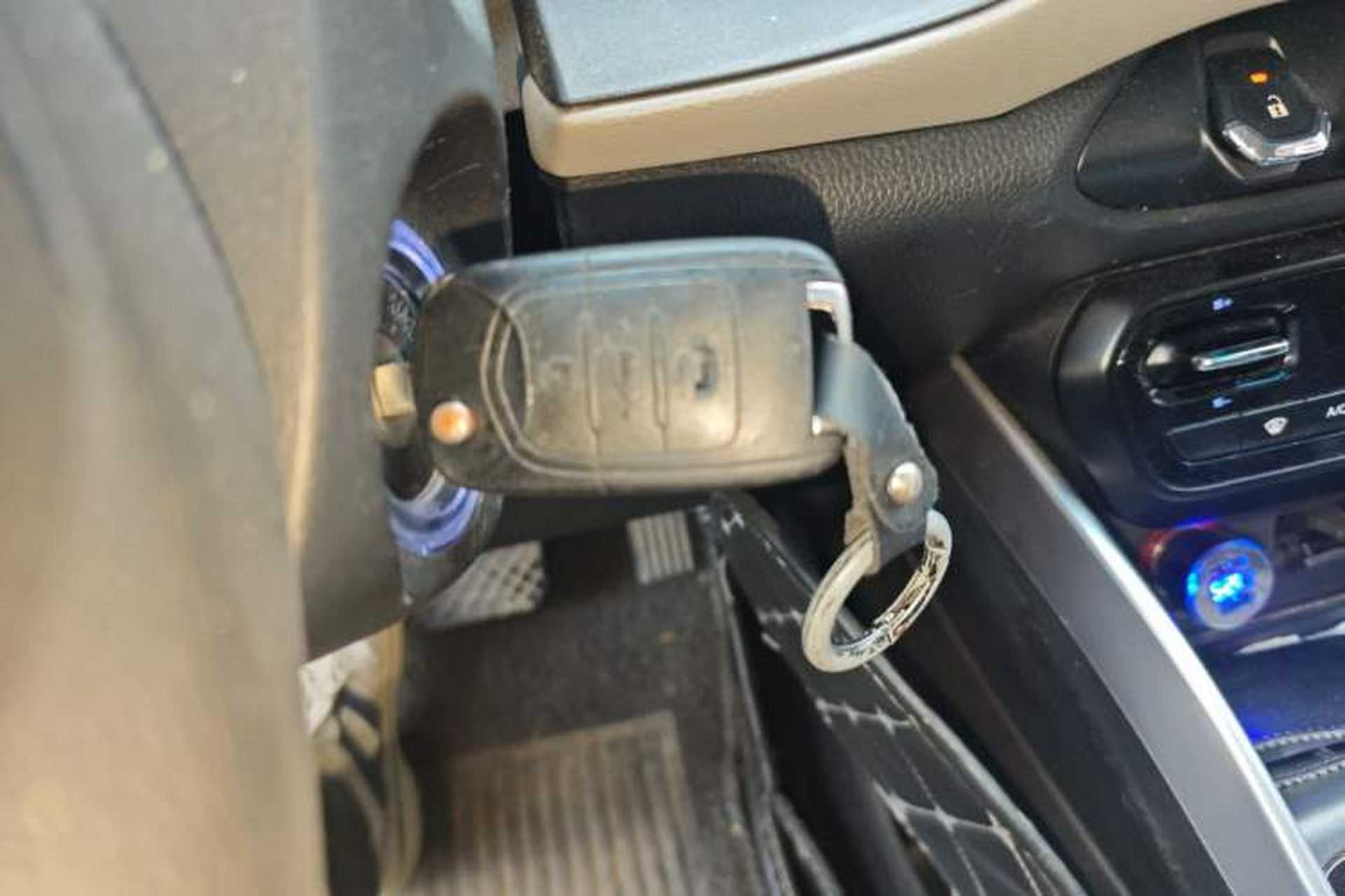 Used Baojun 510 2017 1.5L Automatic Fashion Model Vehicle Key