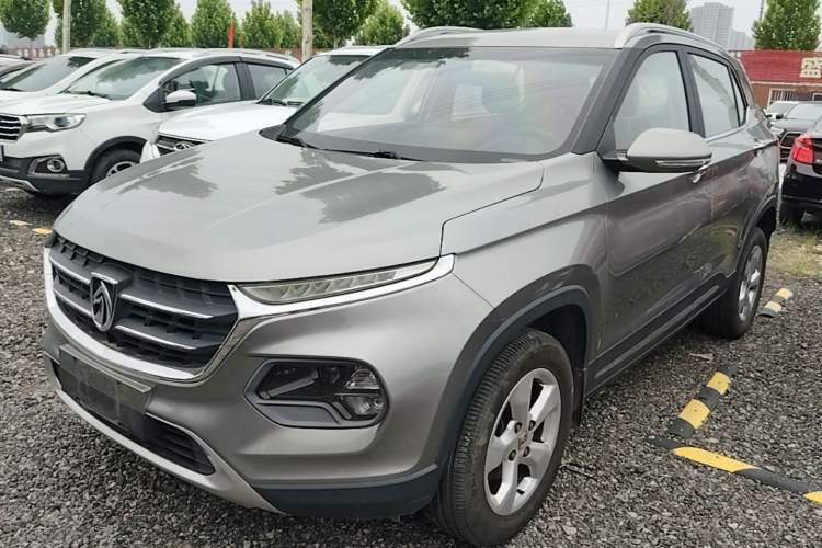 Used Baojun 510 2017 1.5L Manual Fashion Model Guazi used car, China used car export, Used car for sale, Used Baojun cars, Cheapest cars for sale