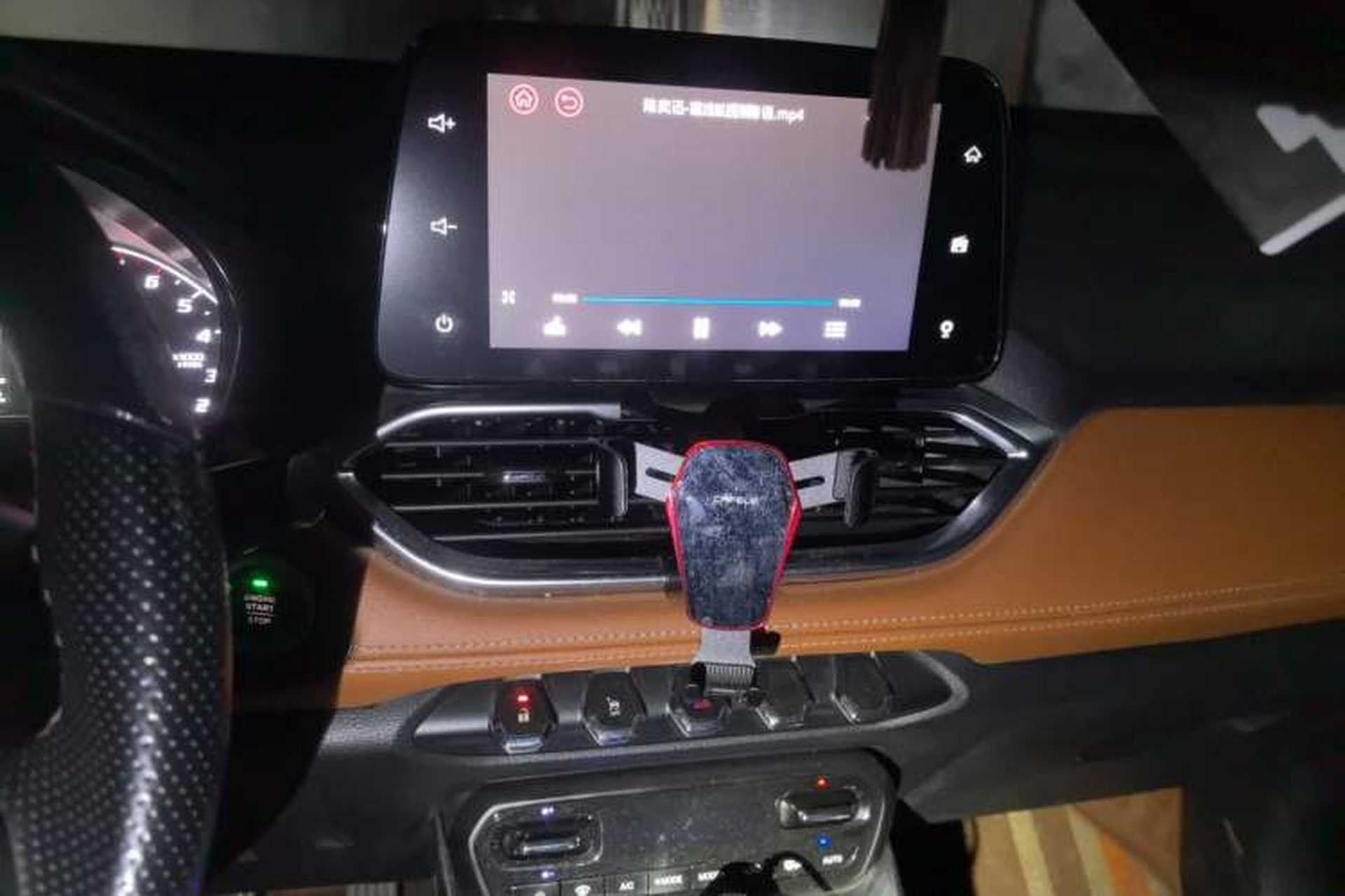 Used Baojun 510 2017 1.5L Manual Luxury Model Audio And AC Panel