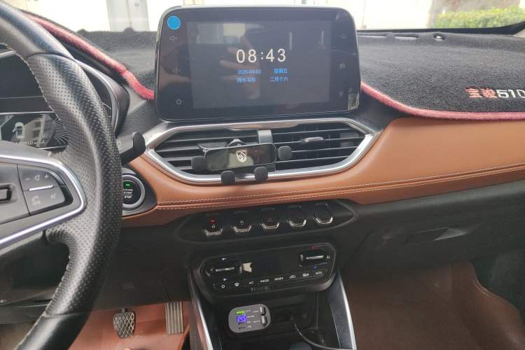 Used Baojun 510 2017 1.5L Manual Luxury Model Audio And AC Panel