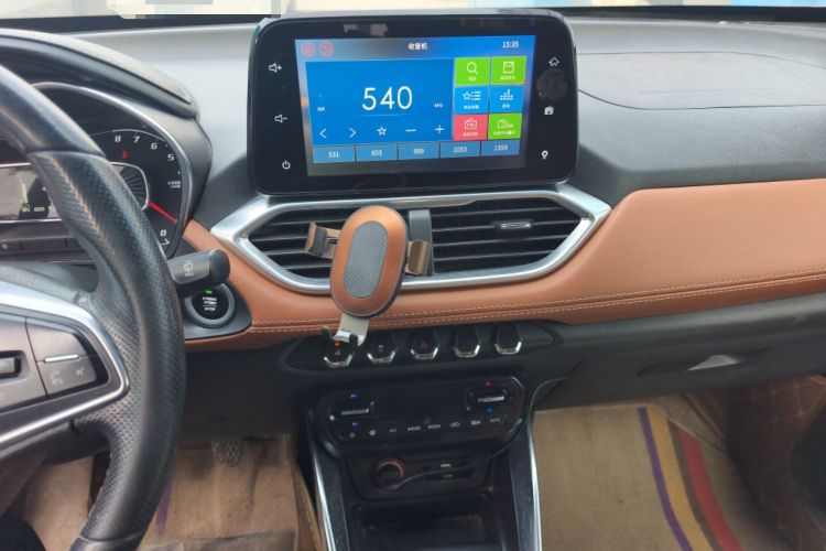 Used Baojun 510 2017 1.5L Manual Luxury Model Audio And AC Panel