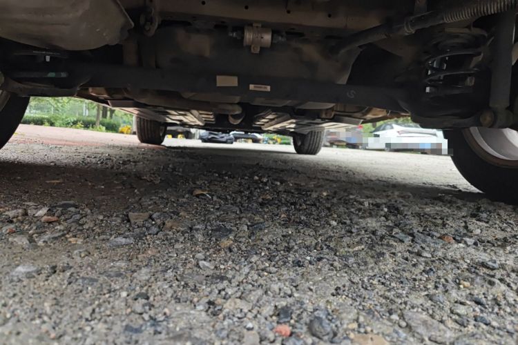 Used Baojun 510 2017 1.5L Manual Fashion Model Chassis Rear