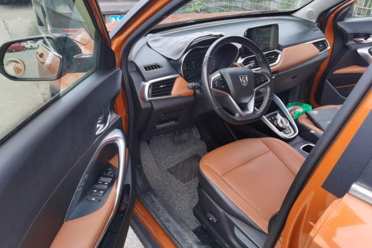 Used Baojun 510 2017 1.5L Automatic Luxury Model Driver Seat