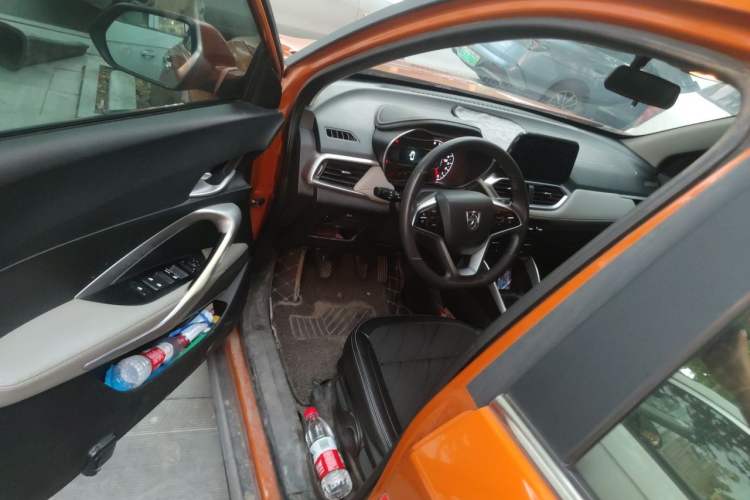Used Baojun 510 2017 1.5L manual Comfort trim Driver Seat