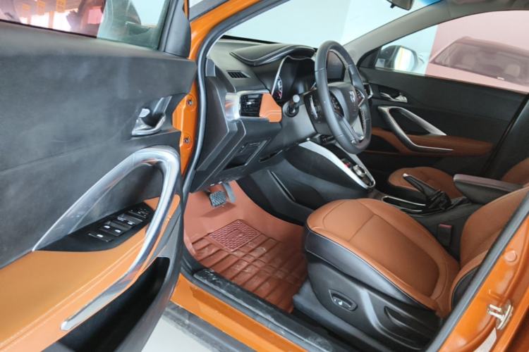 Used Baojun 510 2017 1.5L Automatic Luxury Model Driver Seat