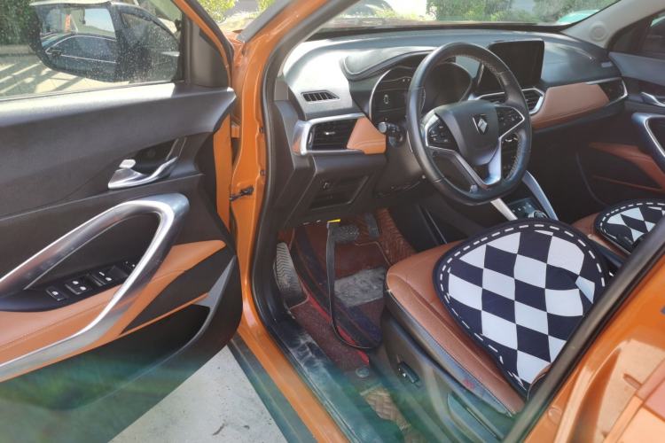 Used Baojun 510 2017 1.5L Automatic Luxury Model Driver Seat