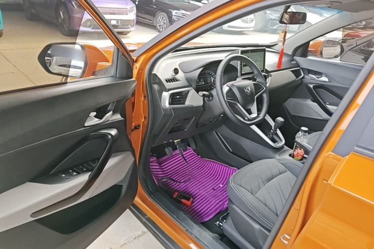 Used Baojun 510 2017 1.5L manual Comfort trim Driver Seat