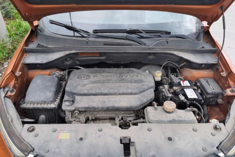 Used Baojun 510 2017 1.5L Automatic Luxury Model Engine Bay
