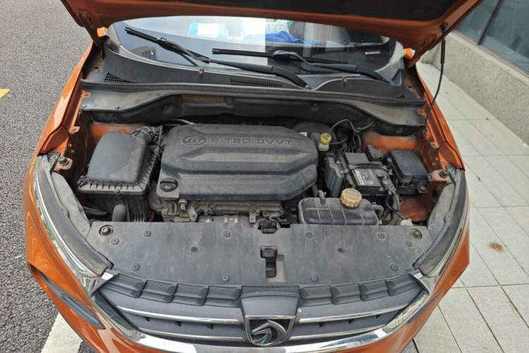 Used Baojun 510 2017 1.5L Manual Fashion Model Engine Bay